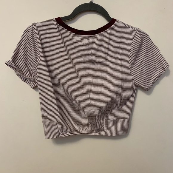 Maroon/White Twisted Crop Top - Picture 2 of 3